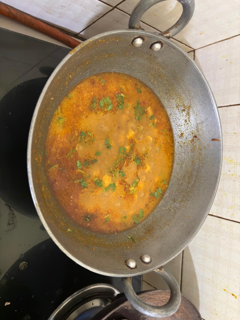 Savi & Lavi Tiffin Service - Hygiene & Taste Review